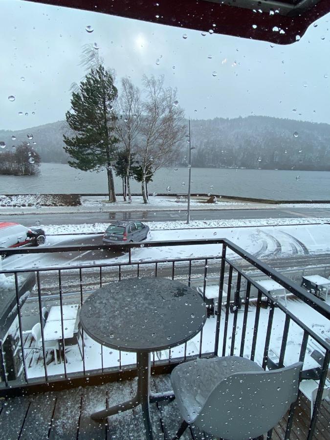 Hotel La Bonne Hotesse Chambon-sur-Lac Exterior photo